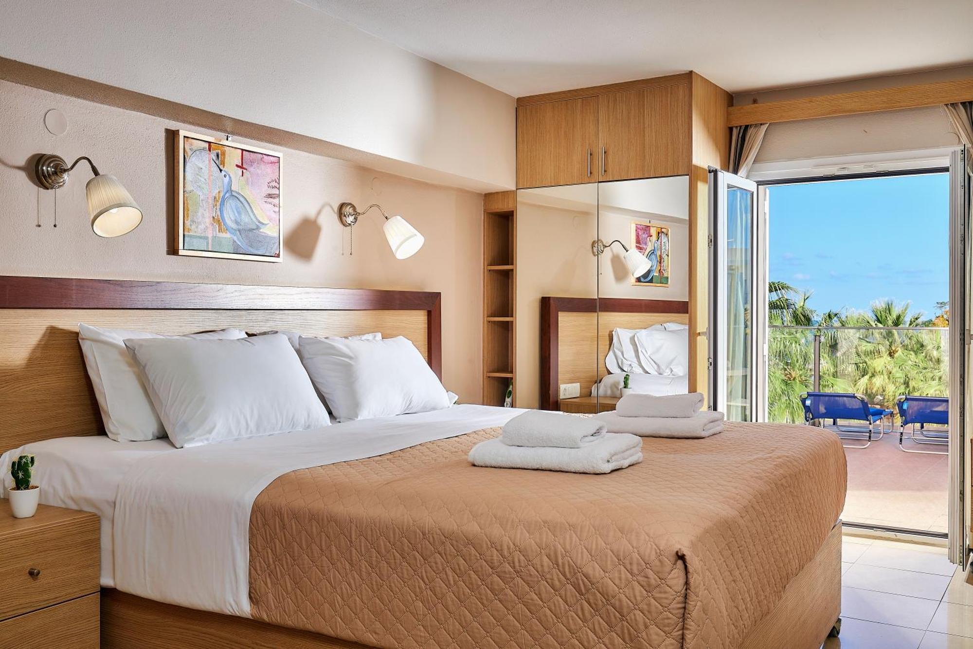Dorian Boutique Hotel-Apartments Khersónisos Eksteriør bilde